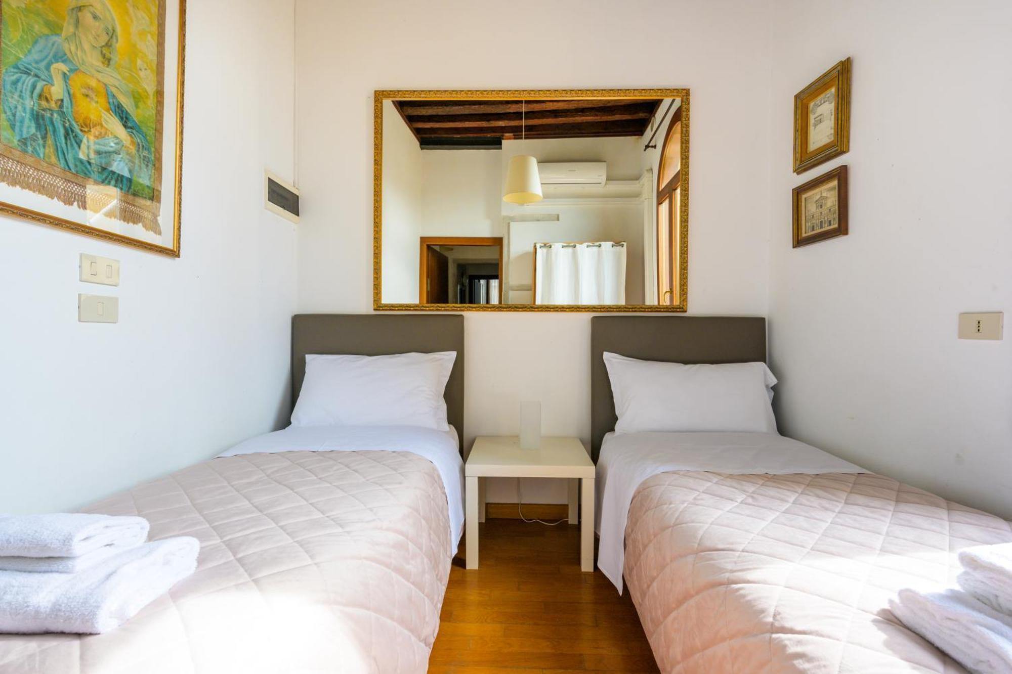 Ca Romite Apartment เวนิส ภายนอก รูปภาพ