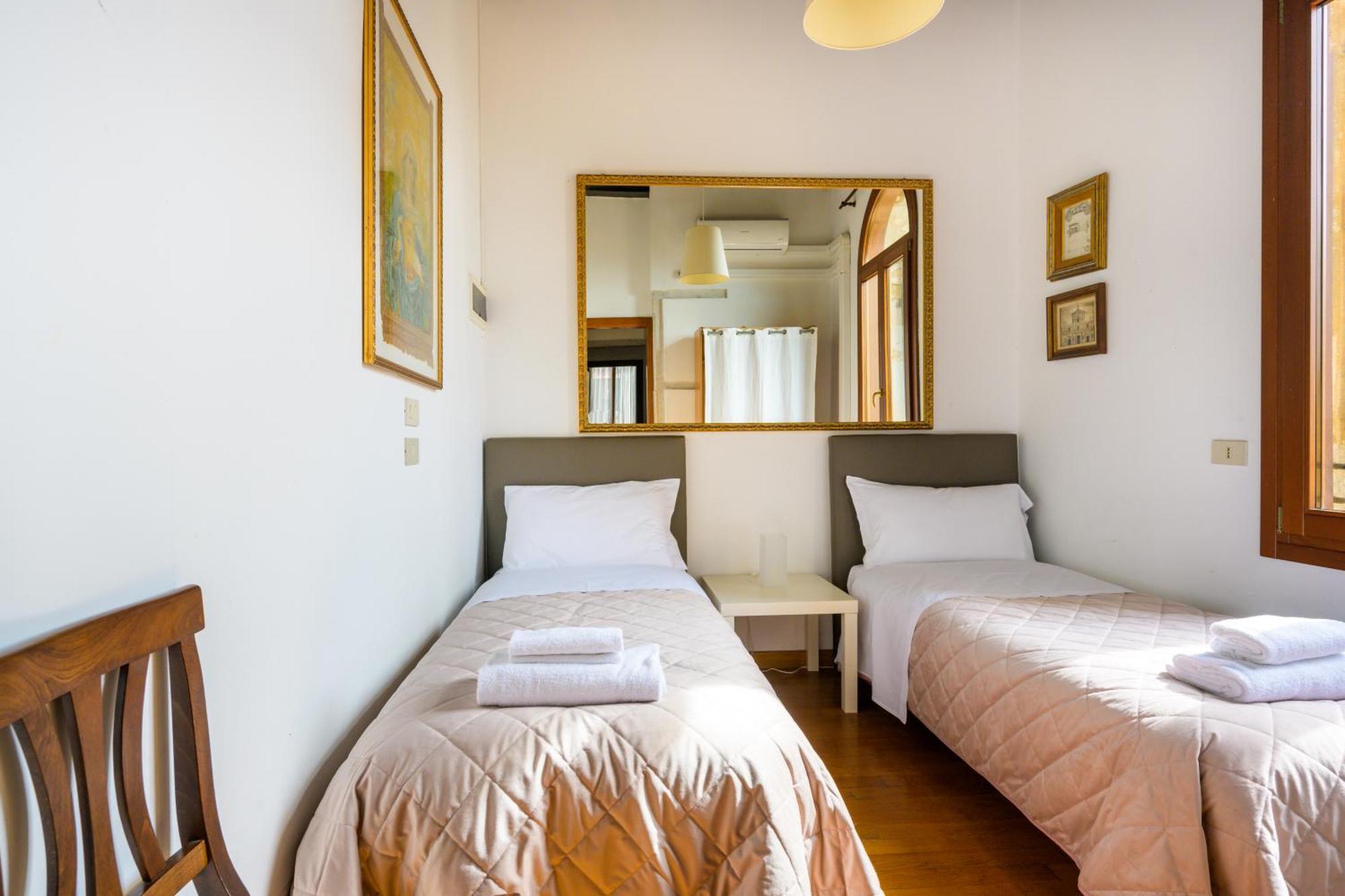 Ca Romite Apartment เวนิส ภายนอก รูปภาพ